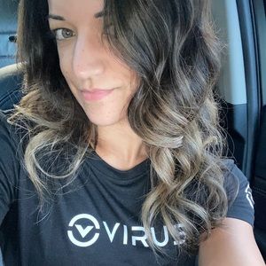 Meet your Posher, Monica